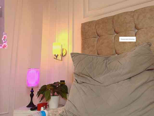 JasmineRoss webcam