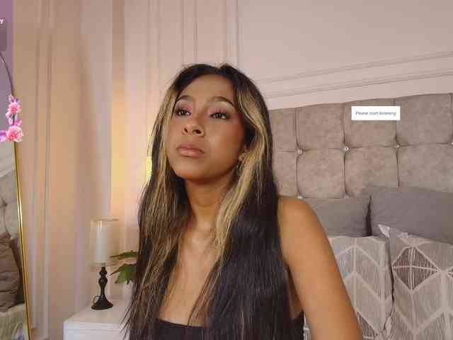 JasmineRoss webcam