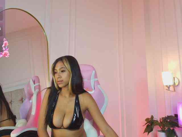 JasmineRoss webcam