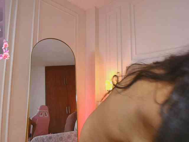 JasmineRoss webcam
