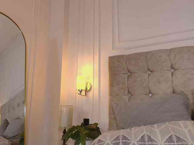 JasmineRoss webcam