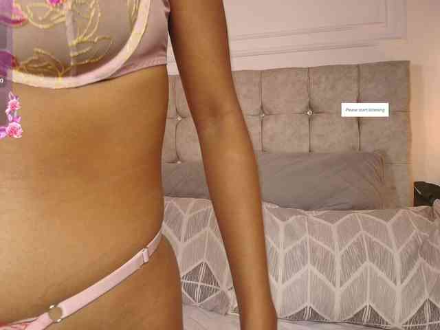 JasmineRoss webcam