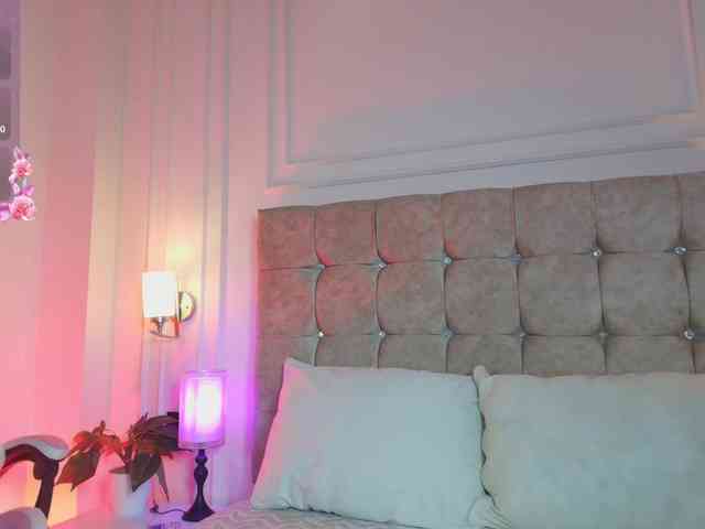 JasmineRoss webcam