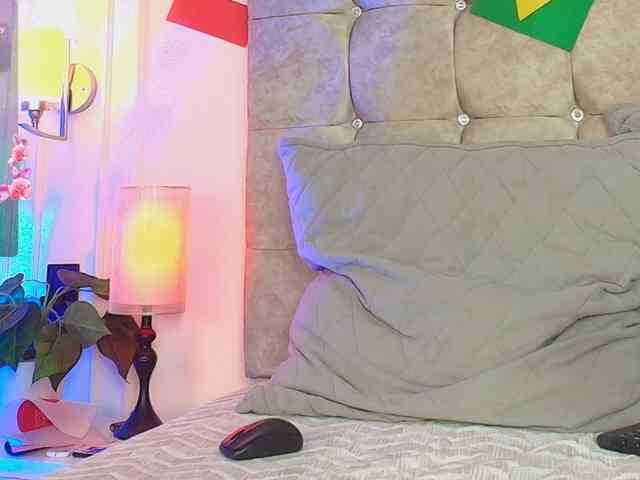 JasmineRoss webcam