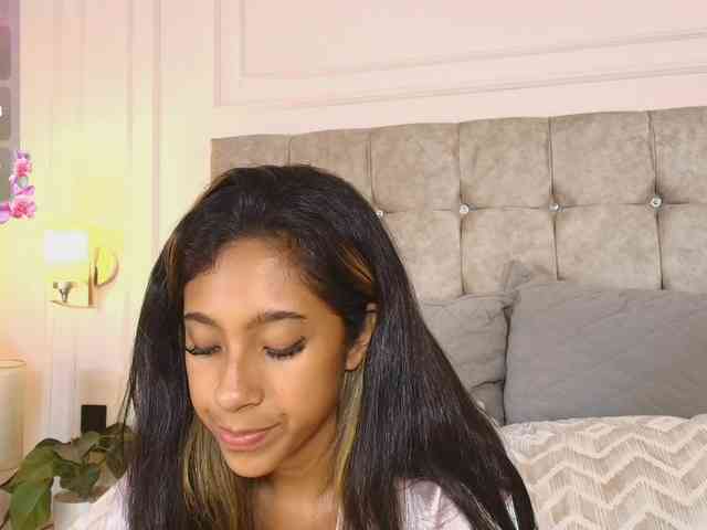 JasmineRoss webcam