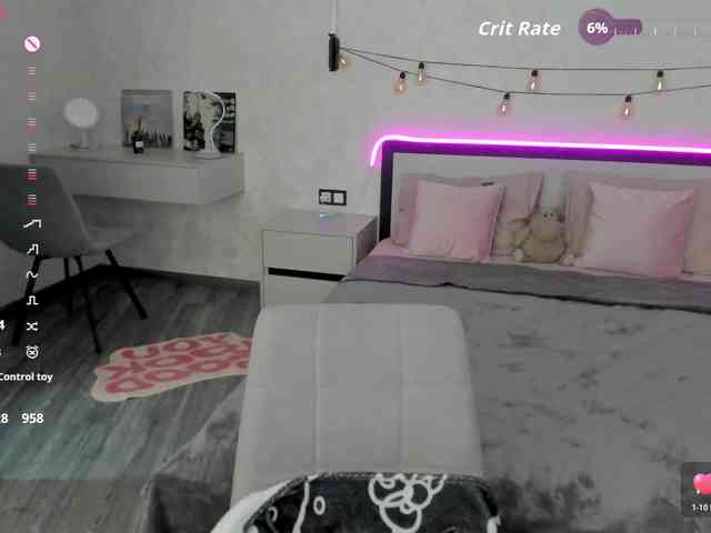 AureliaBliss webcam