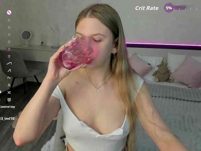 AureliaBliss webcam