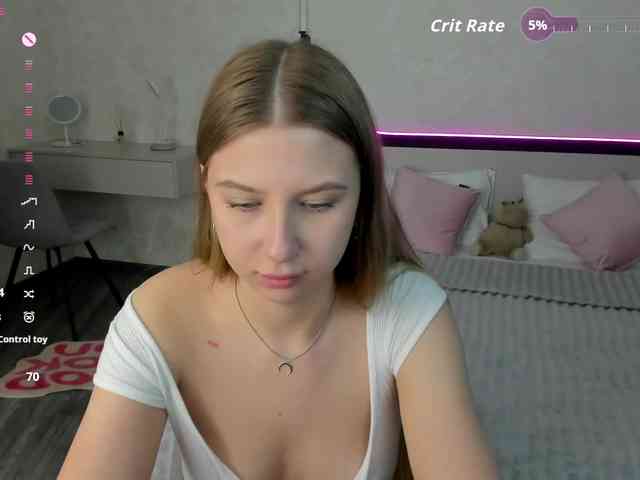 AureliaBliss webcam
