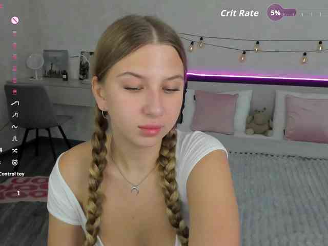 AureliaBliss webcam