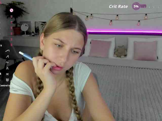 AureliaBliss webcam
