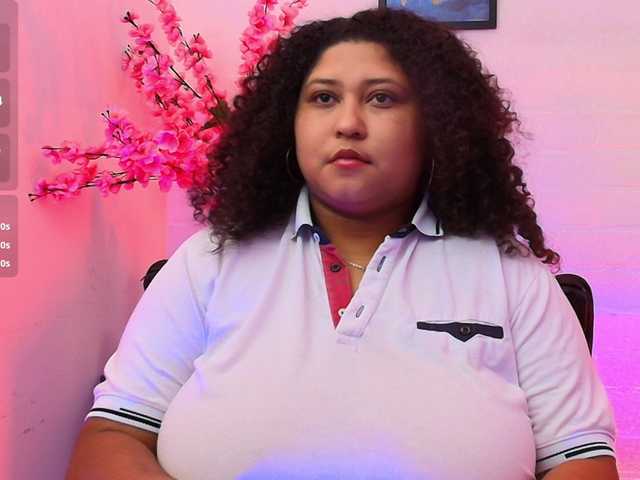 Ayliinn live cam on BongaCams