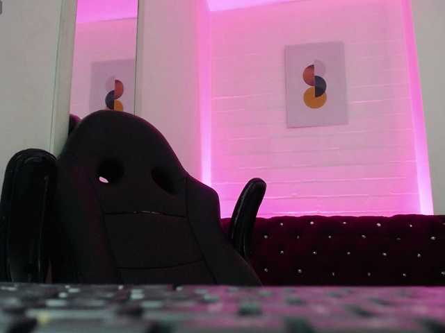 Ayliinn live cam on BongaCams