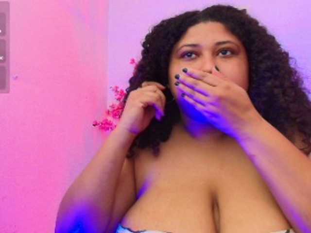 Ayliinn live webcam show