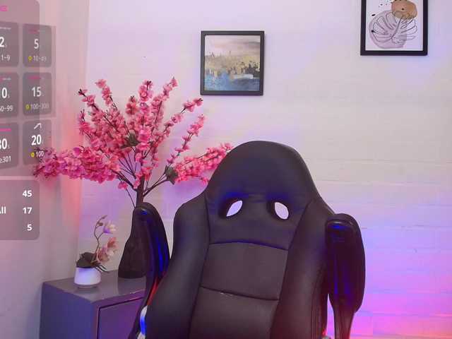 Ayliinn live cam on BongaCams
