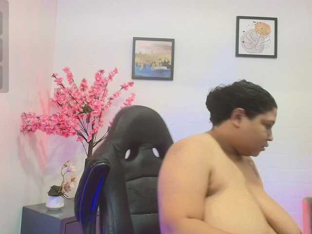 Ayliinn — live female cam