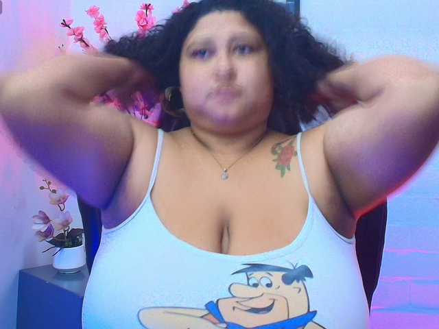 Ayliinn live cam on BongaCams