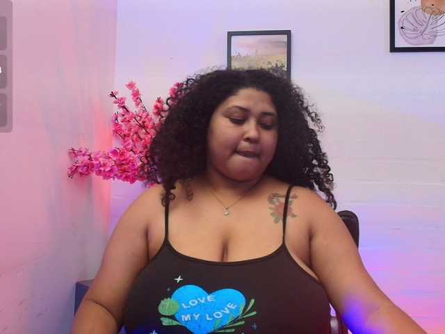 Ayliinn live cam preview