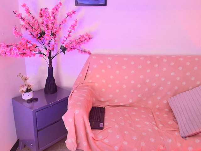 Ayliinn live cam on BongaCams