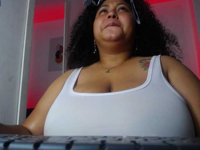 Ayliinn live cam on BongaCams