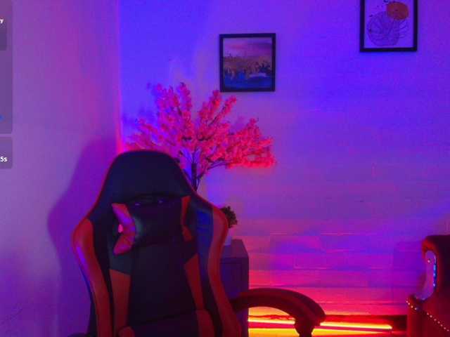 Ayliinn live cam on BongaCams