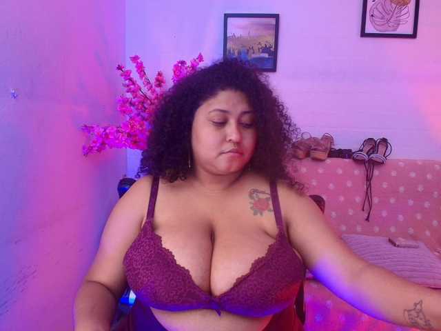 Ayliinn live cam on BongaCams