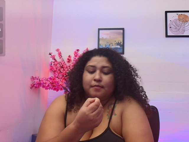 Ayliinn live cam on BongaCams