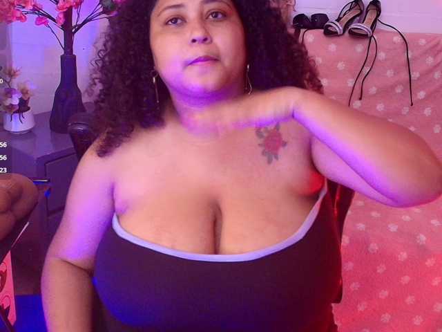 Ayliinn live cam preview