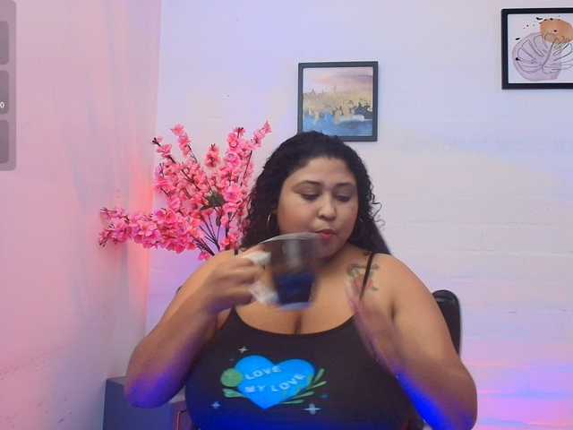 Ayliinn live cam on BongaCams