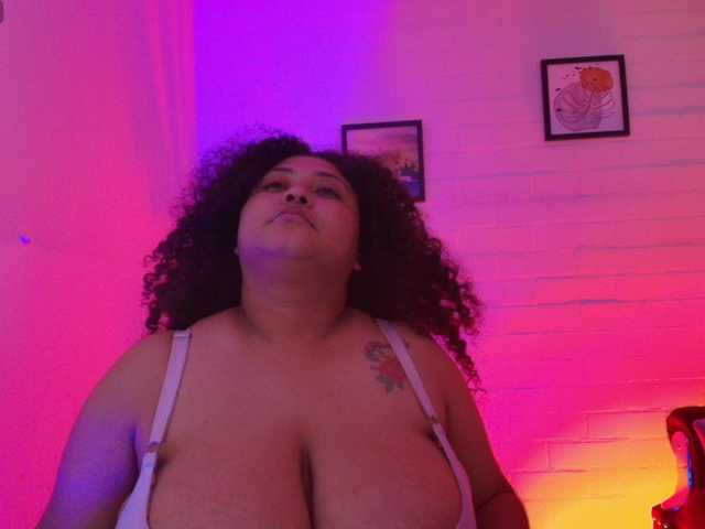 Ayliinn live cam on BongaCams