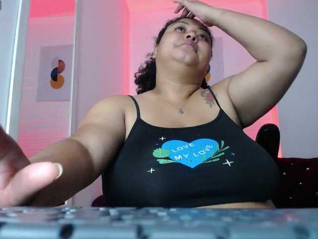 Ayliinn live cam on BongaCams