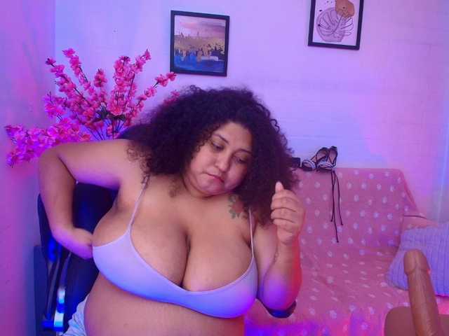 Ayliinn live cam on BongaCams