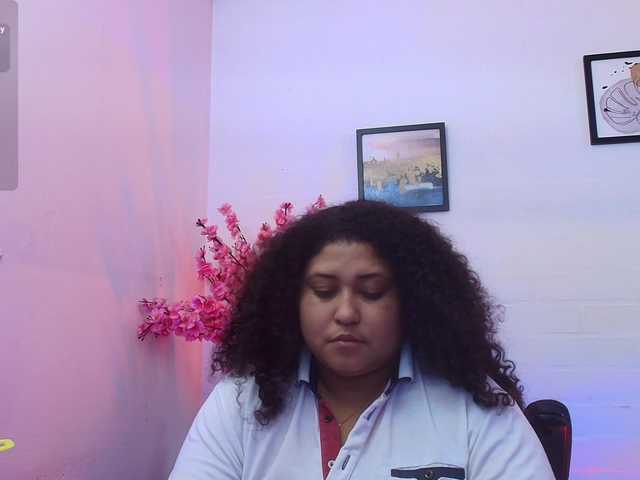 Ayliinn live cam preview