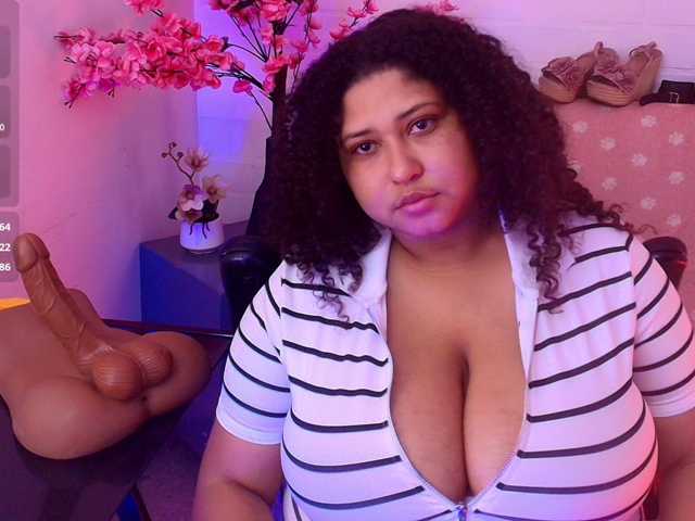Ayliinn live cam preview