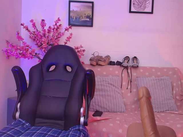 Ayliinn live cam on BongaCams