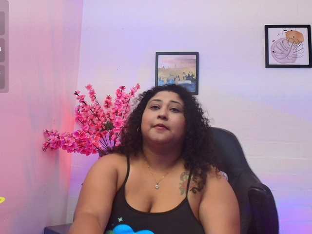 Ayliinn live cam preview