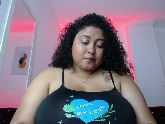 Ayliinn live cam on BongaCams