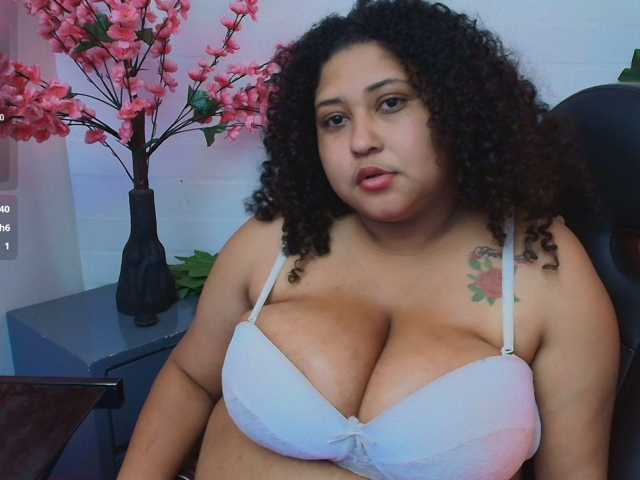 Ayliinn live cam preview