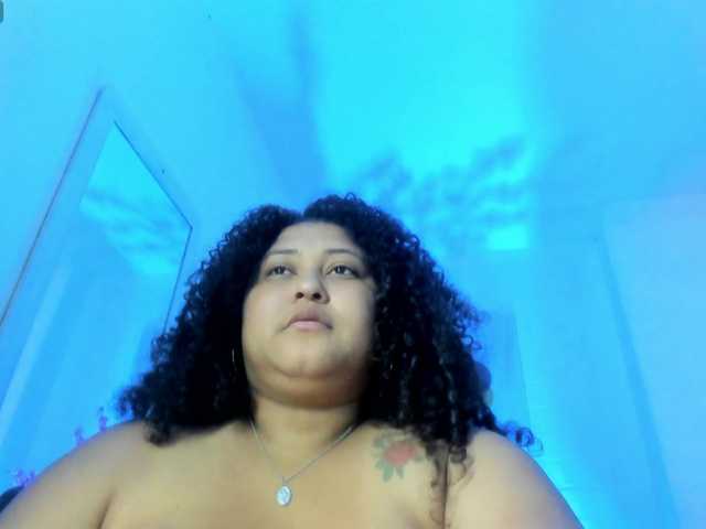 Ayliinn's BongaCams show and profile