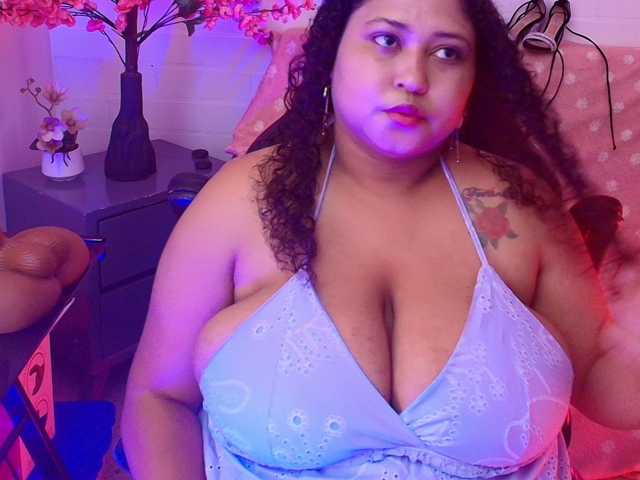 Ayliinn live cam on BongaCams