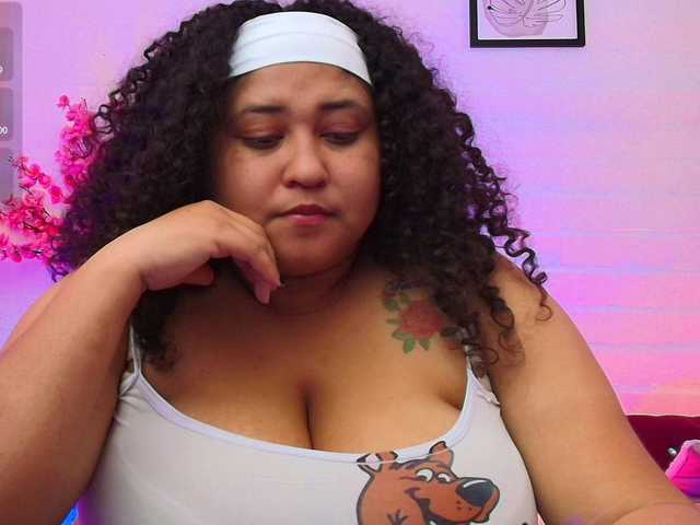 Ayliinn Live Cam on BongaCams