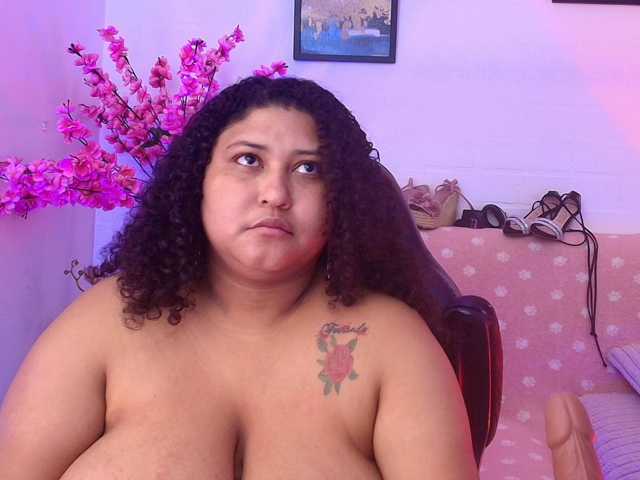 Ayliinn, en directo ahora en BongaCams