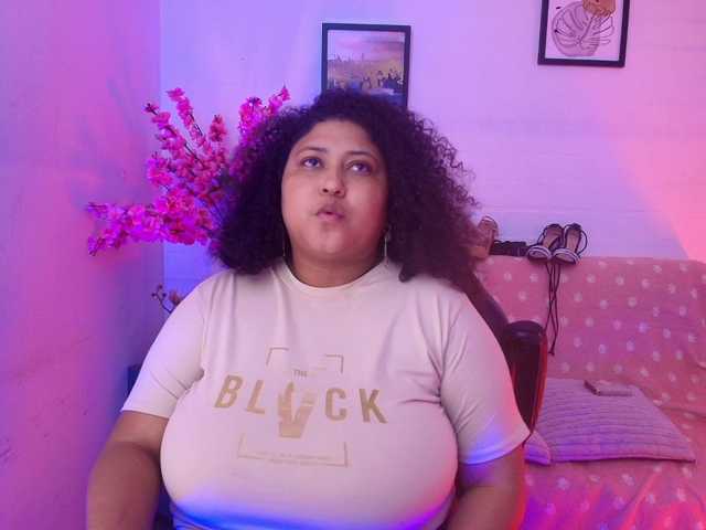 Ayliinn live cam on BongaCams
