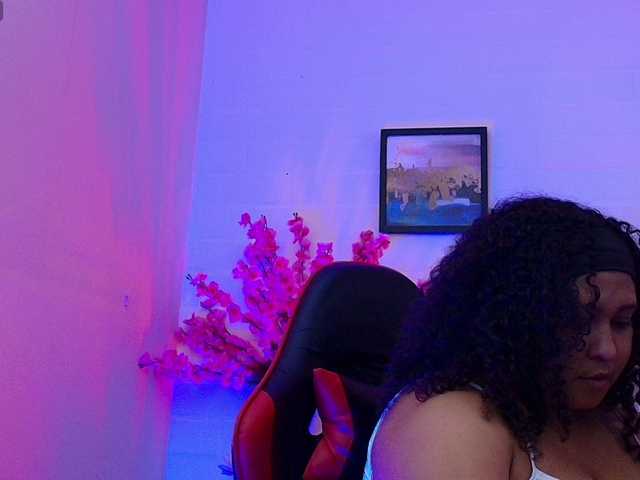 ayliinn live sex show