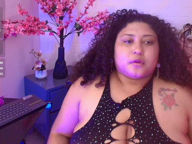Ayliinn live cam on BongaCams