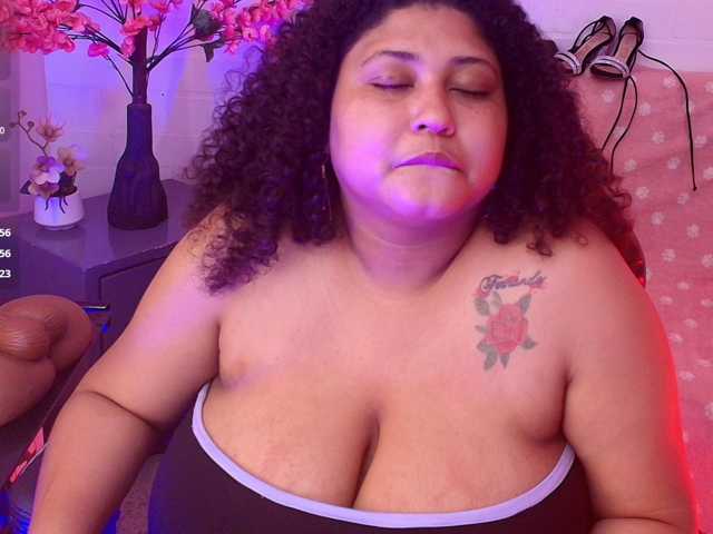 Ayliinn live cam preview