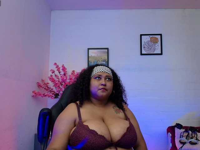 Ayliinn live cam on BongaCams
