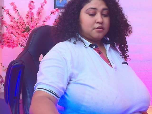 Ayliinn live cam preview