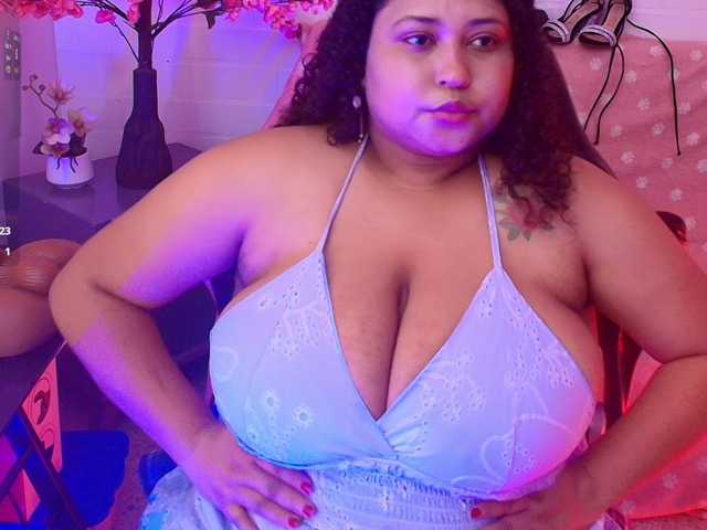 Ayliinn live cam preview