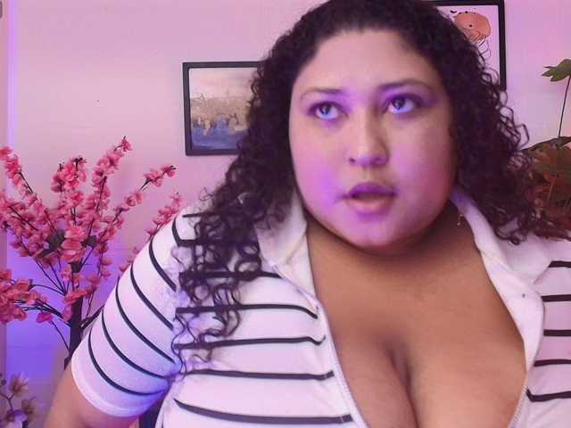 Ayliinn live cam on BongaCams