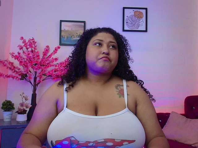 Ayliinn live webcam show